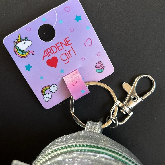 NWT⭐️ARDENE💫2 in 1 Sparkly Silver Unicorn Change Purse/Keychain - Picture 4 of 7